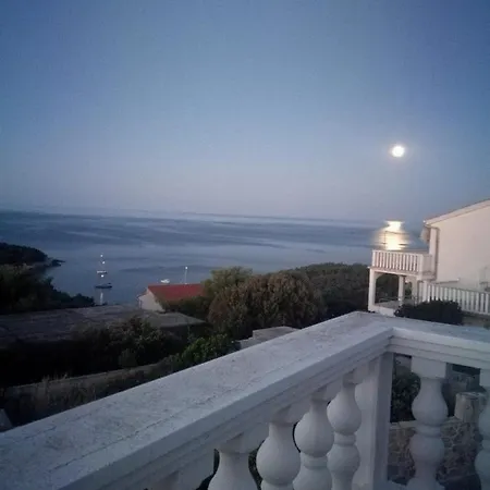 Apartament Issa Rukavac (Vis)