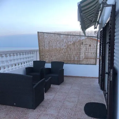 Apartament Issa