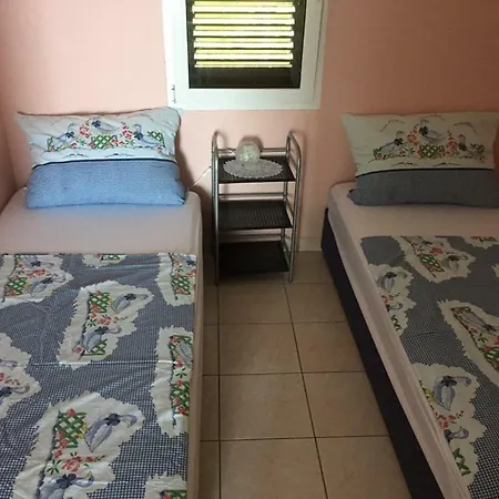 Apartament Issa